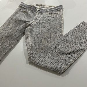 GUESS Women’s Brittney Skinny Ankle Snake Foil Print Jeans